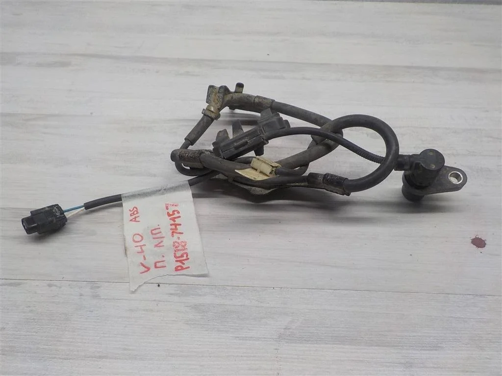 Датчик ABS передний левый Toyota Camry XV40 (2006—2009)