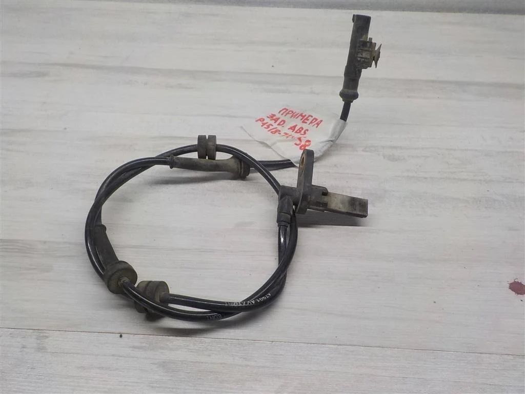 Датчик ABS задний левый Nissan Primera P12 (2001—2008)