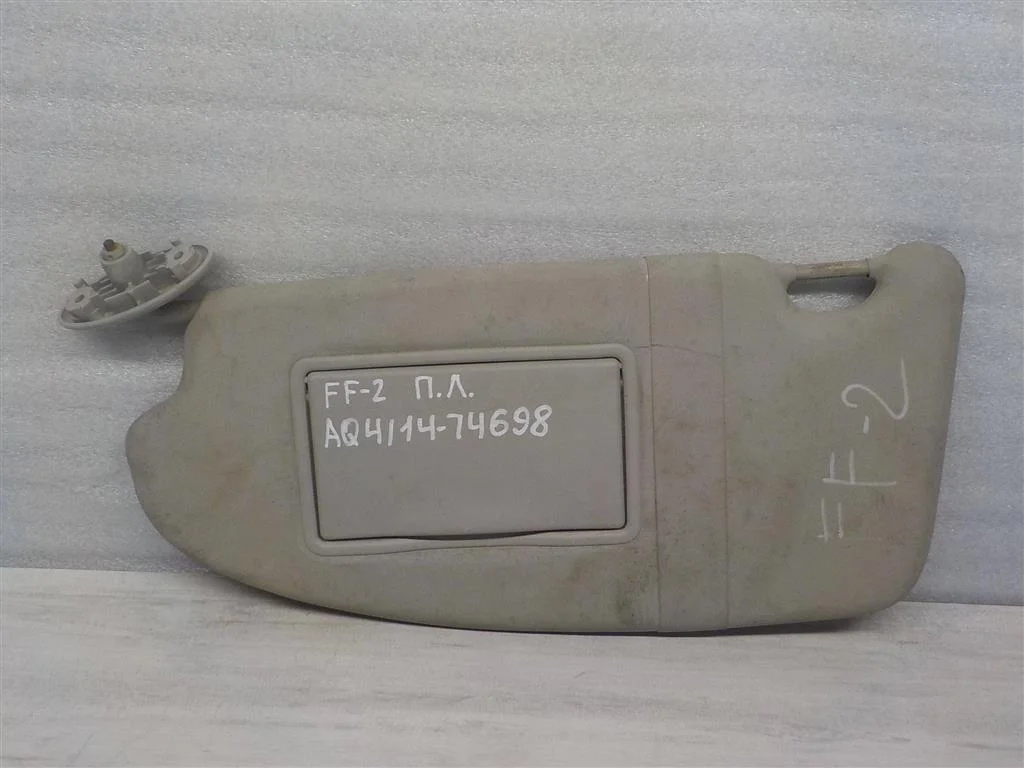 Козырек солнцезащитный (внутри) Ford Focus II (2005—2008)