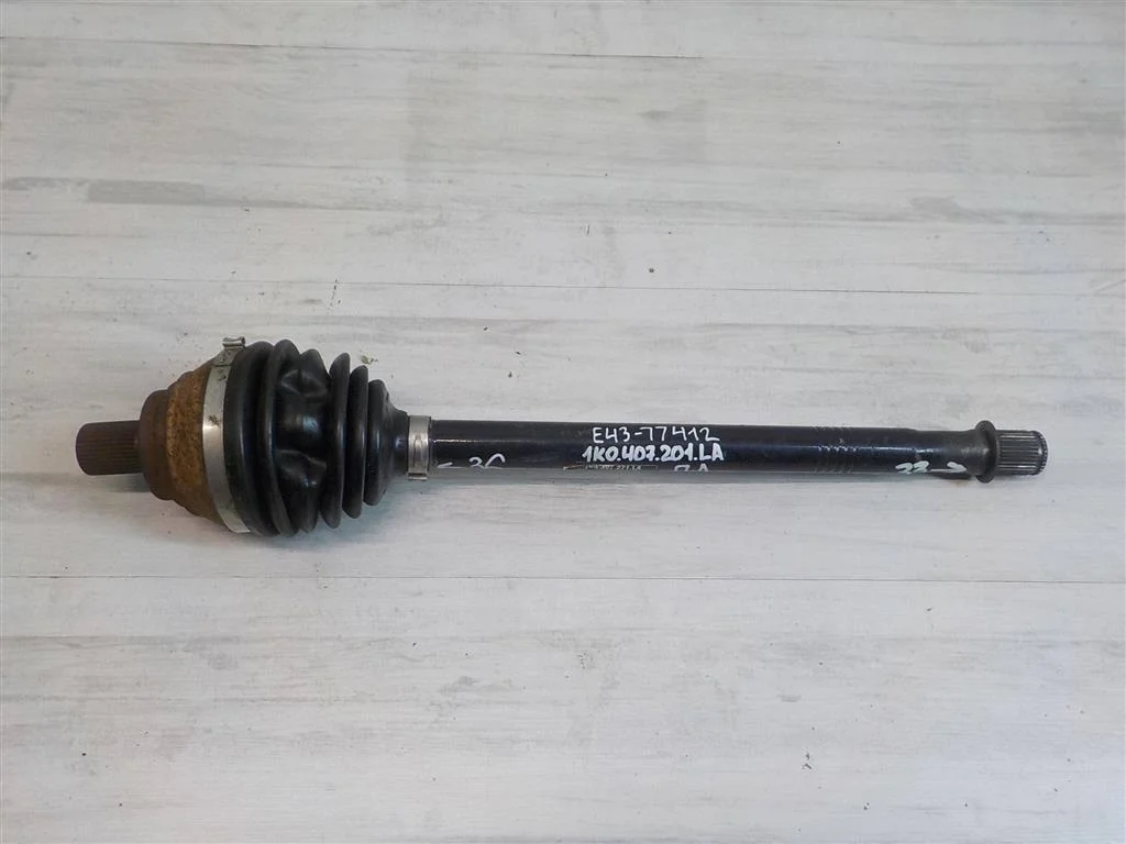 Полуось передняя левая Volkswagen Passat CC B6 (2008—2012)