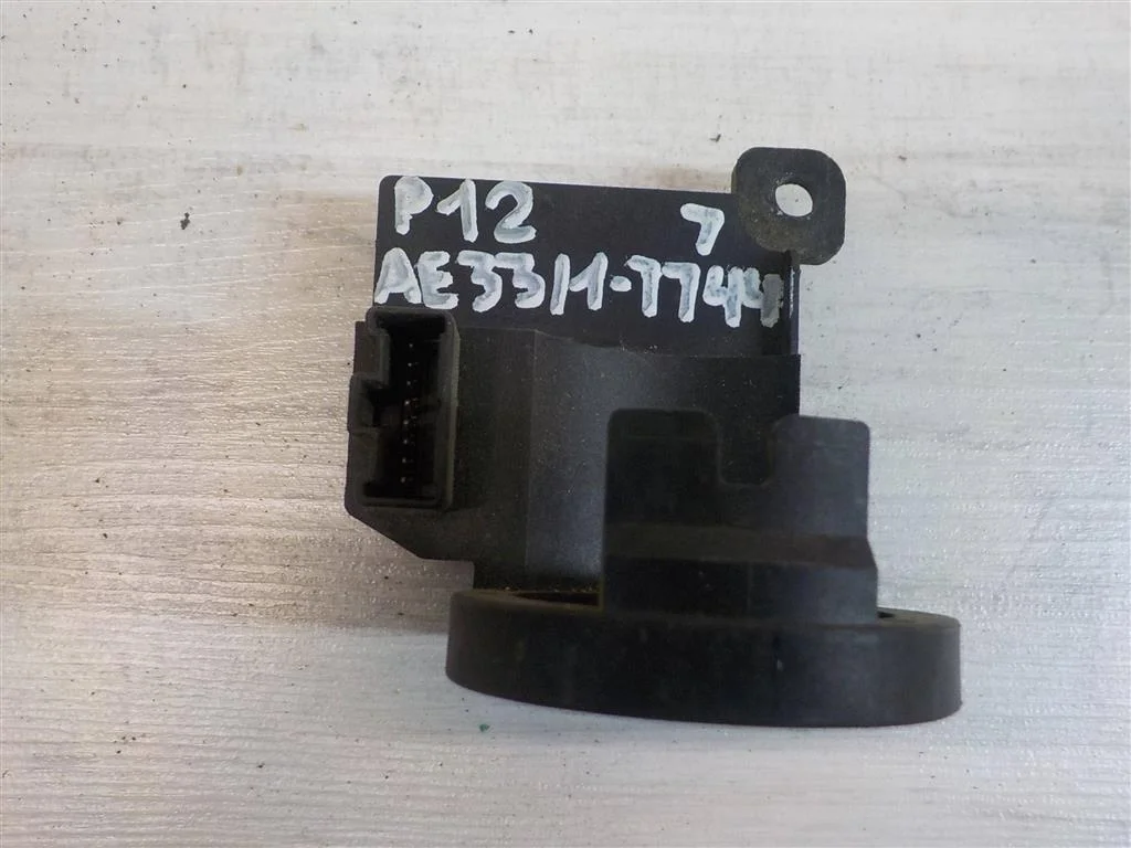 Иммобилайзер Nissan Primera P12 (2001—2008)