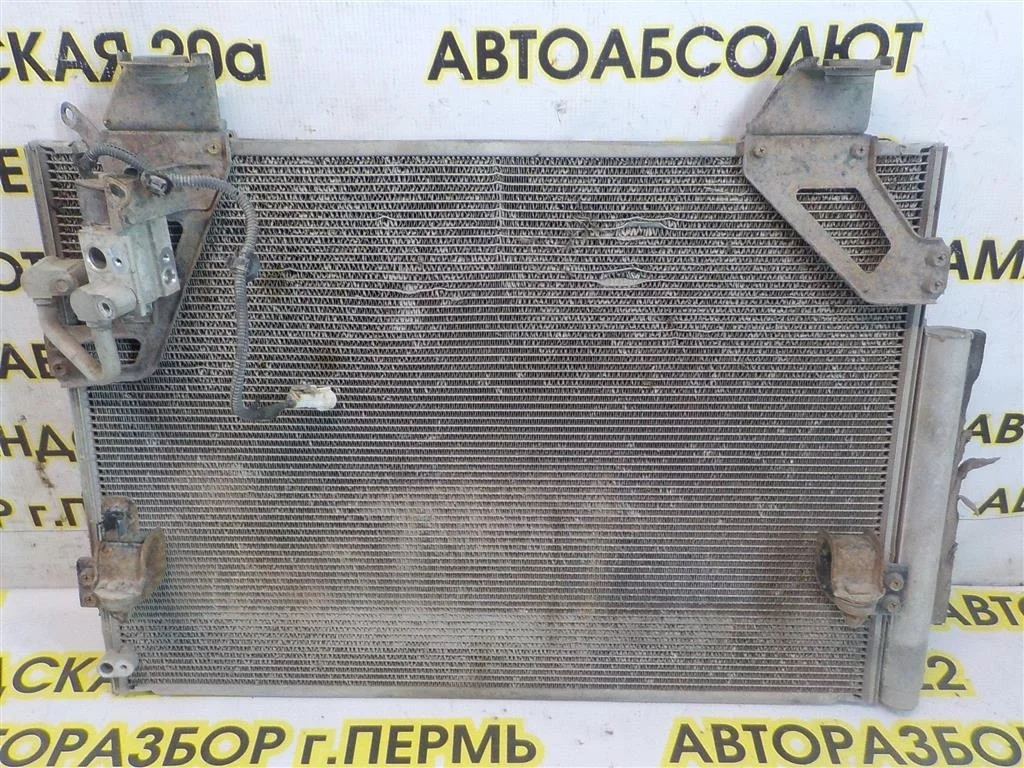 Радиатор кондиционера (конденсер) Toyota Hilux VII (2004—2011)