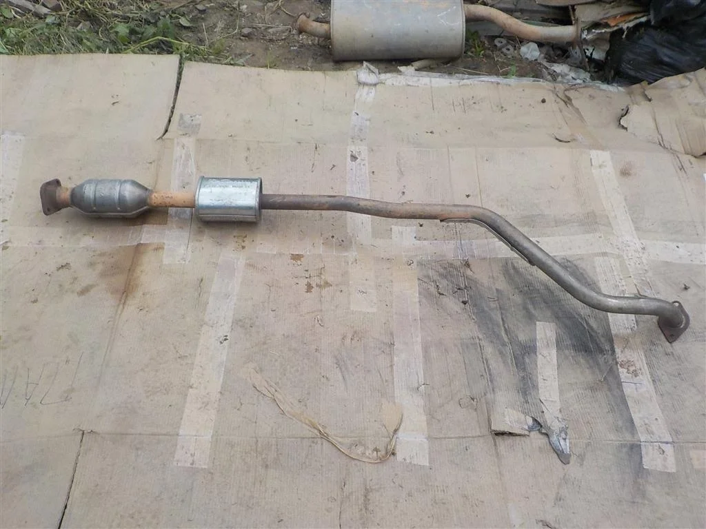 Средняя часть глушителя KIA RIO III (2011—2015)