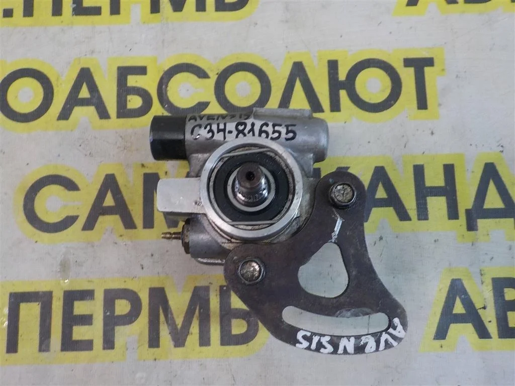 Насос гидроусилителя Toyota Avensis T220 (1997—2000)