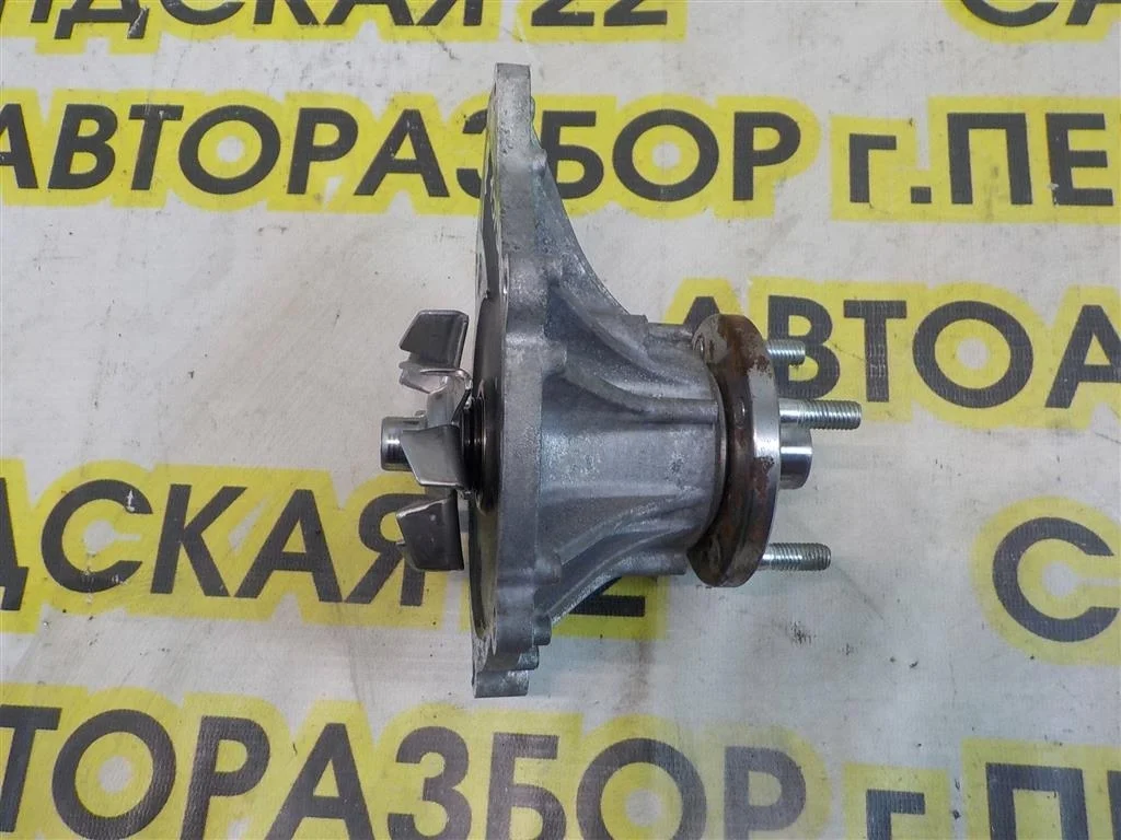 Насос водяной (помпа) Toyota Hilux VII (2004—2011)