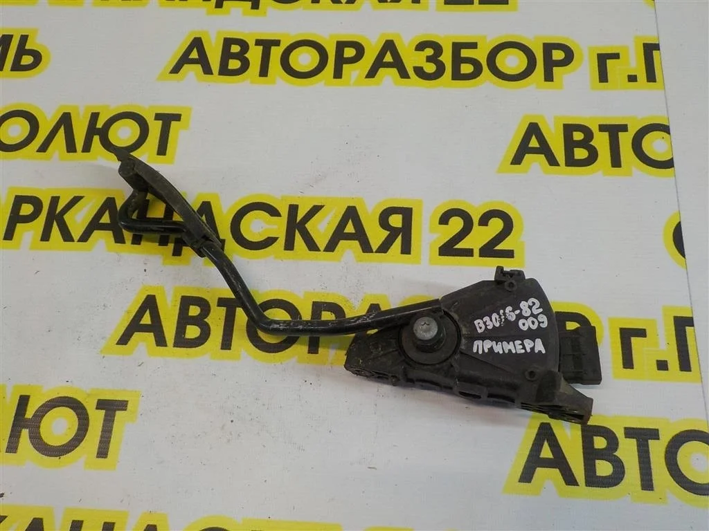 Педаль газа Nissan Primera P12 (2001—2008)