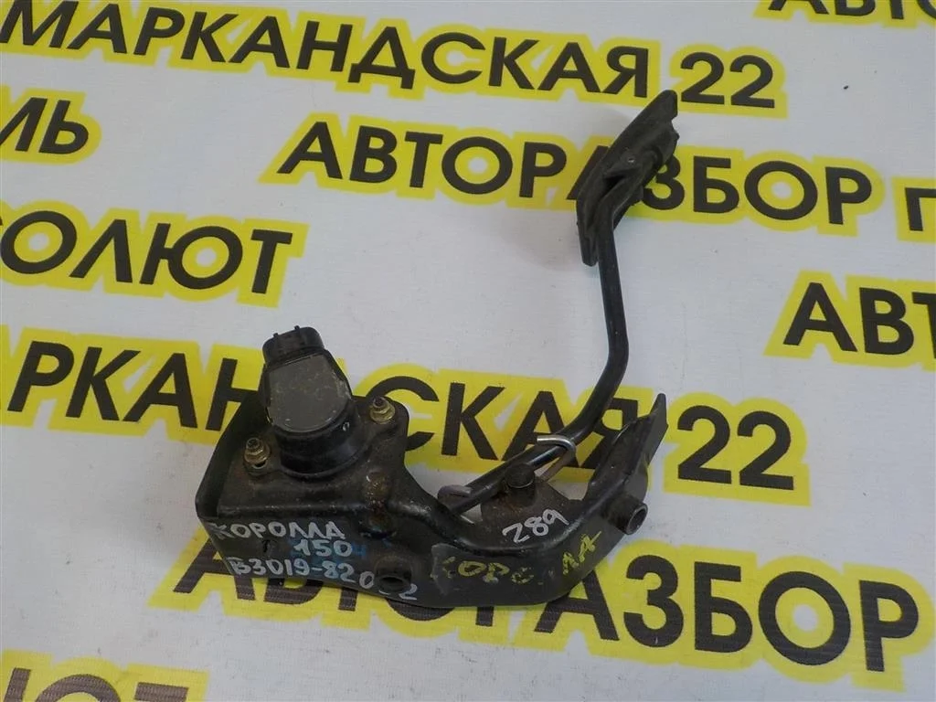 Педаль газа Toyota Corolla IX (2000—2004)