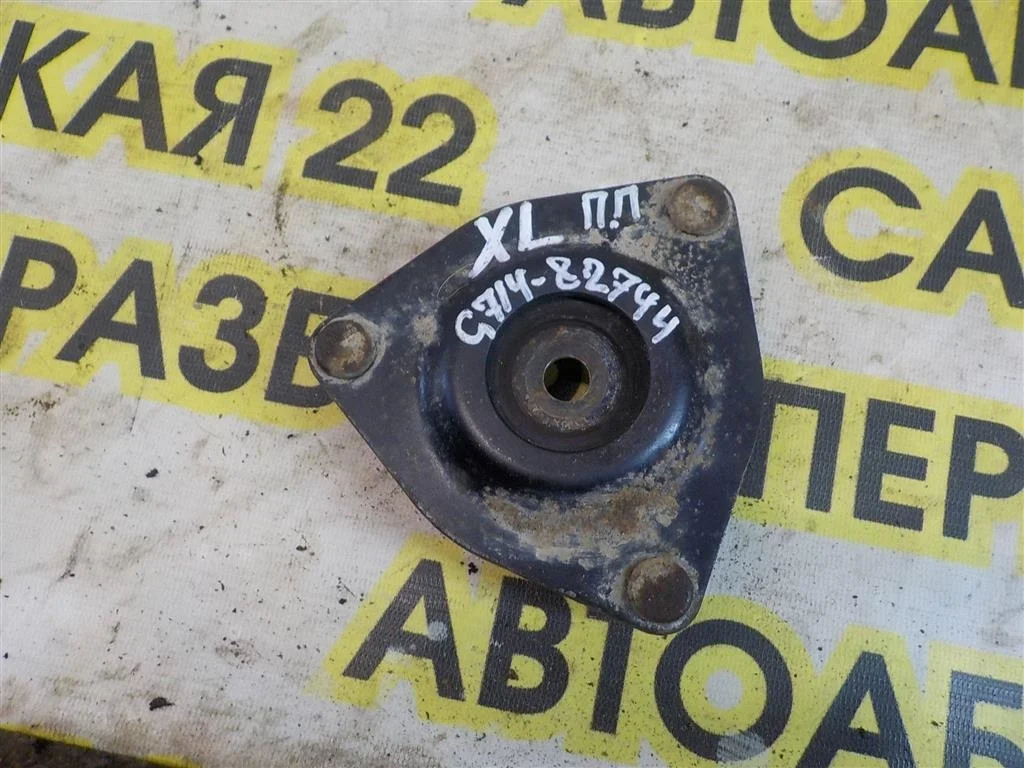 Опора переднего амортизатора Mitsubishi Outlander I (2002—2009)