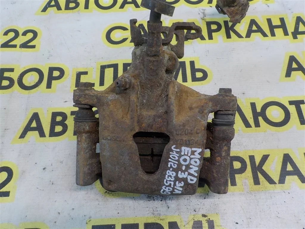 Суппорт задний левый Ford Mondeo III (2000—2003)