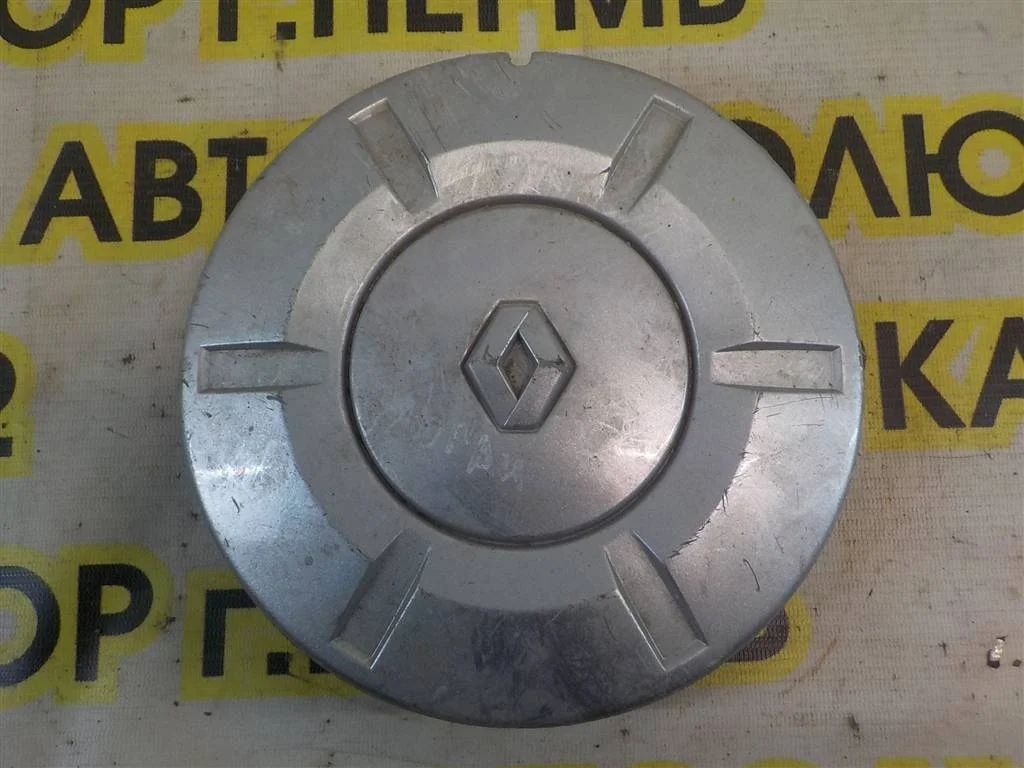 Колпак декоративный Renault Logan I (2004—2009)