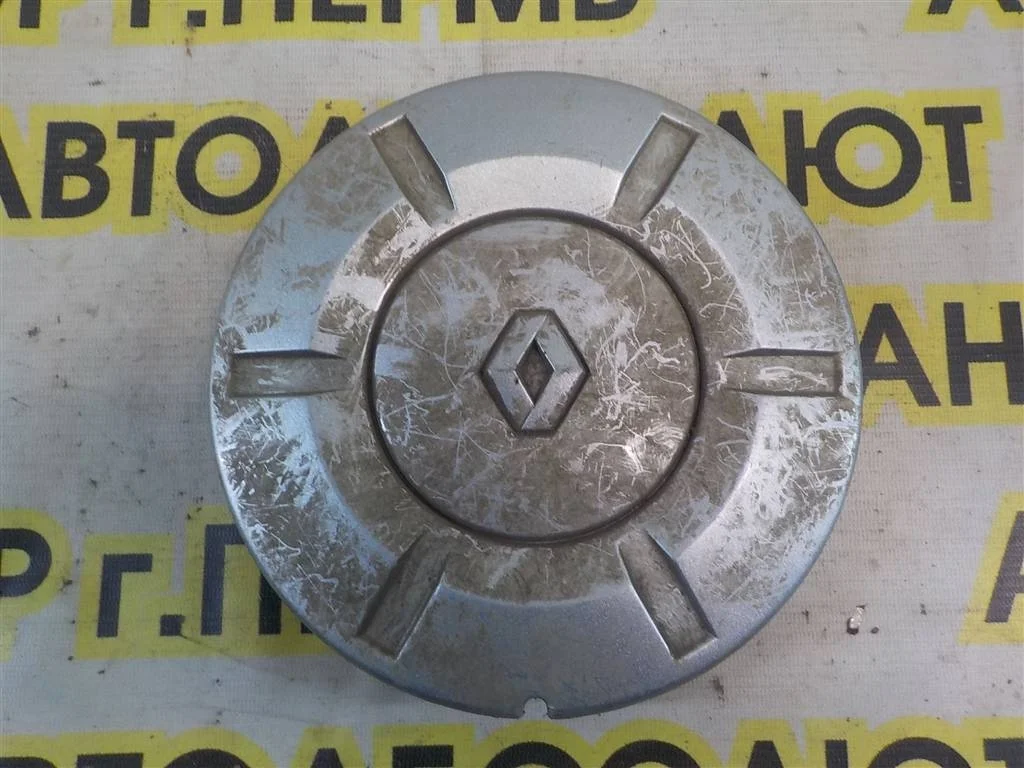 Колпак декоративный Renault Logan I (2004—2009)