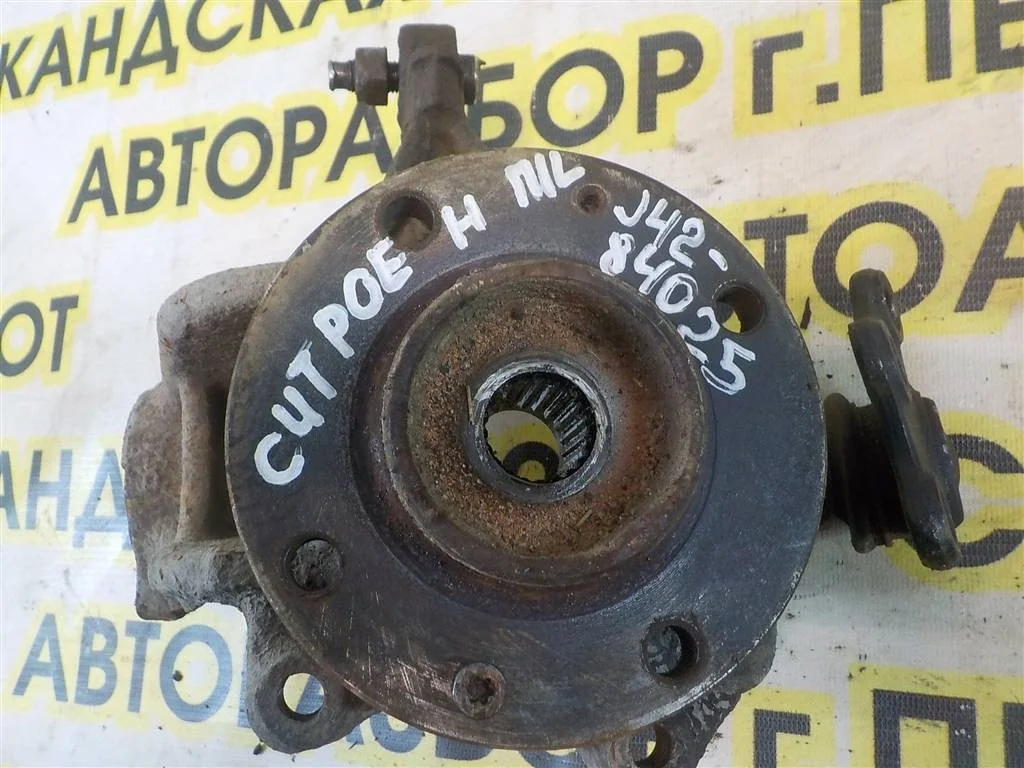 Кулак поворотный передний правый Citroen C-Elysee I (2012—2016)