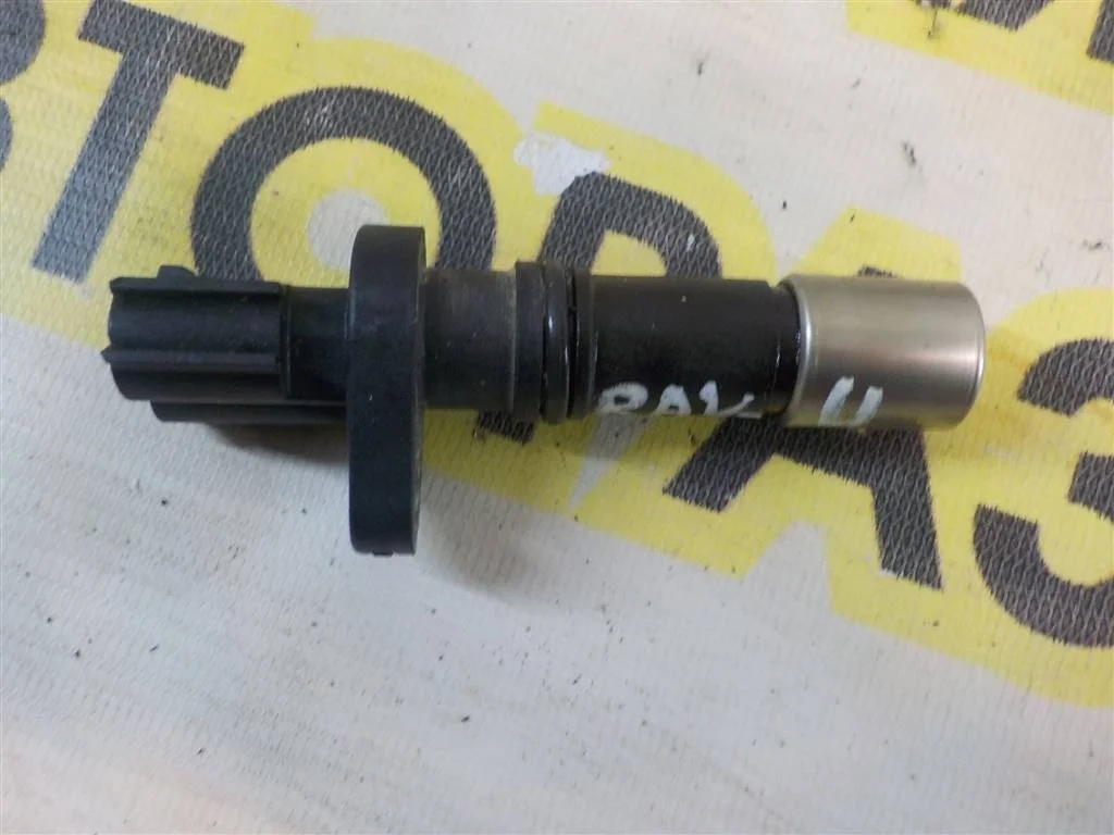 Датчик положения коленвала Toyota RAV4 III (2005—2010)