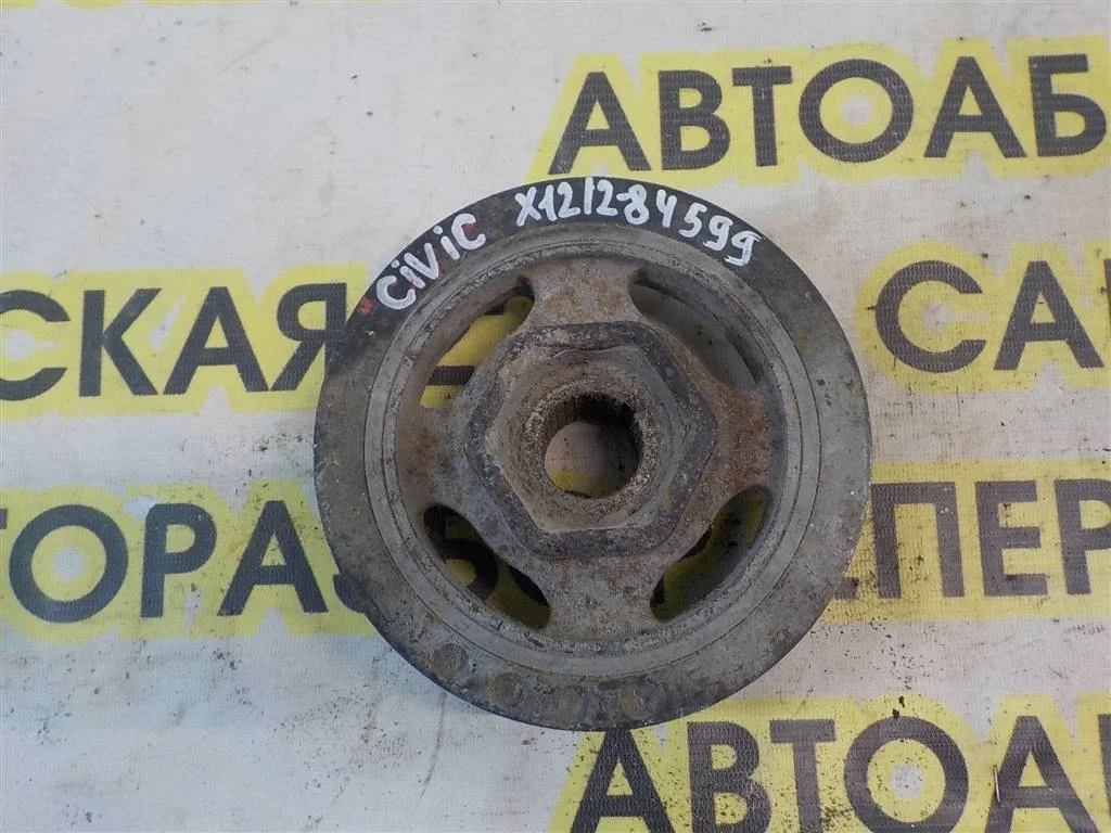 Шкив коленвала Honda Civic VIII (2005—2009)