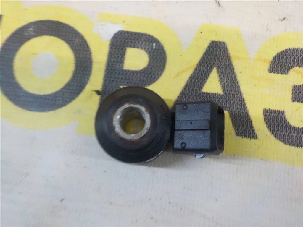 Датчик детонации Nissan Almera N16 (2000—2003)