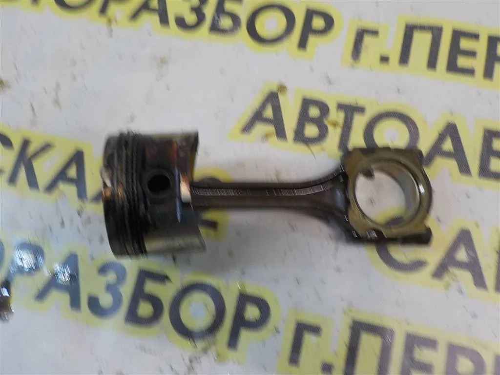 Поршень с шатуном Nissan Almera N16 (2000—2003)