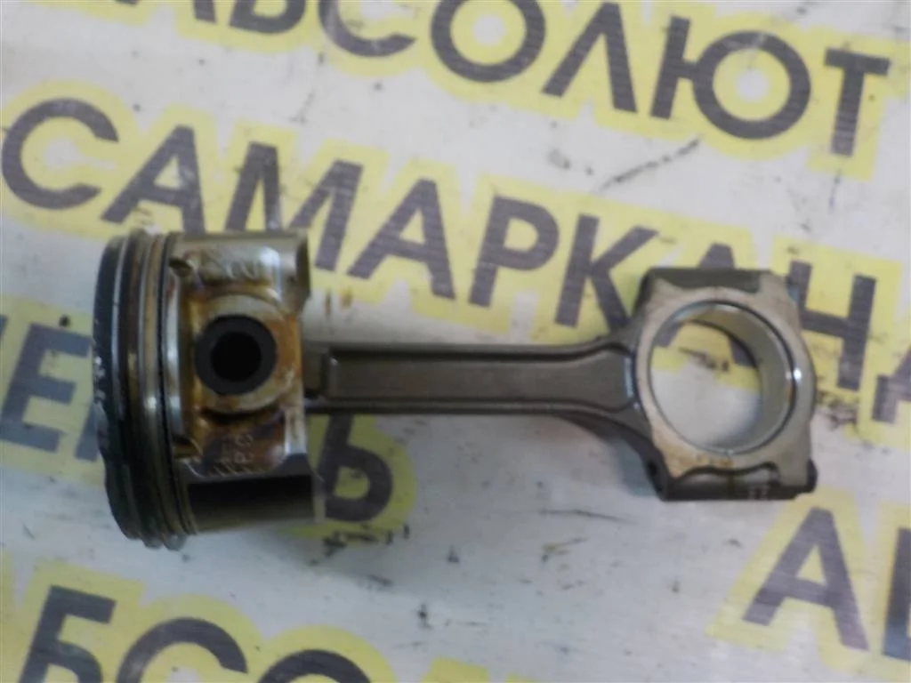 Поршень с шатуном Nissan Tiida C11 (2004—2012)