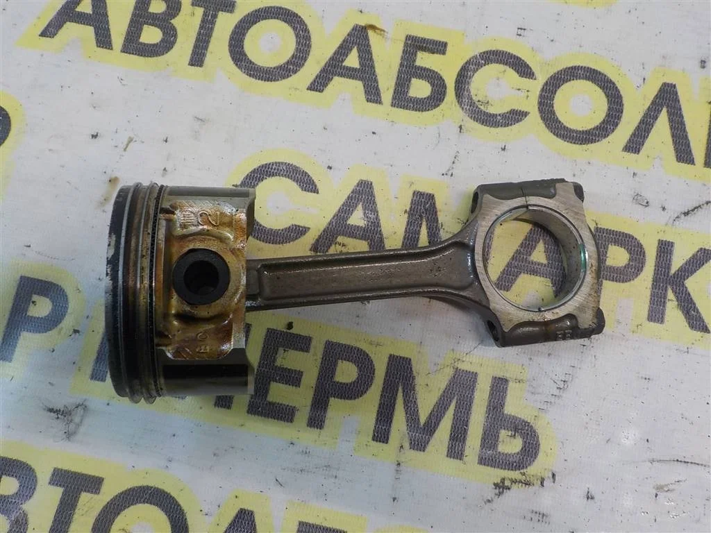 Поршень с шатуном Nissan Tiida C11 (2004—2012)