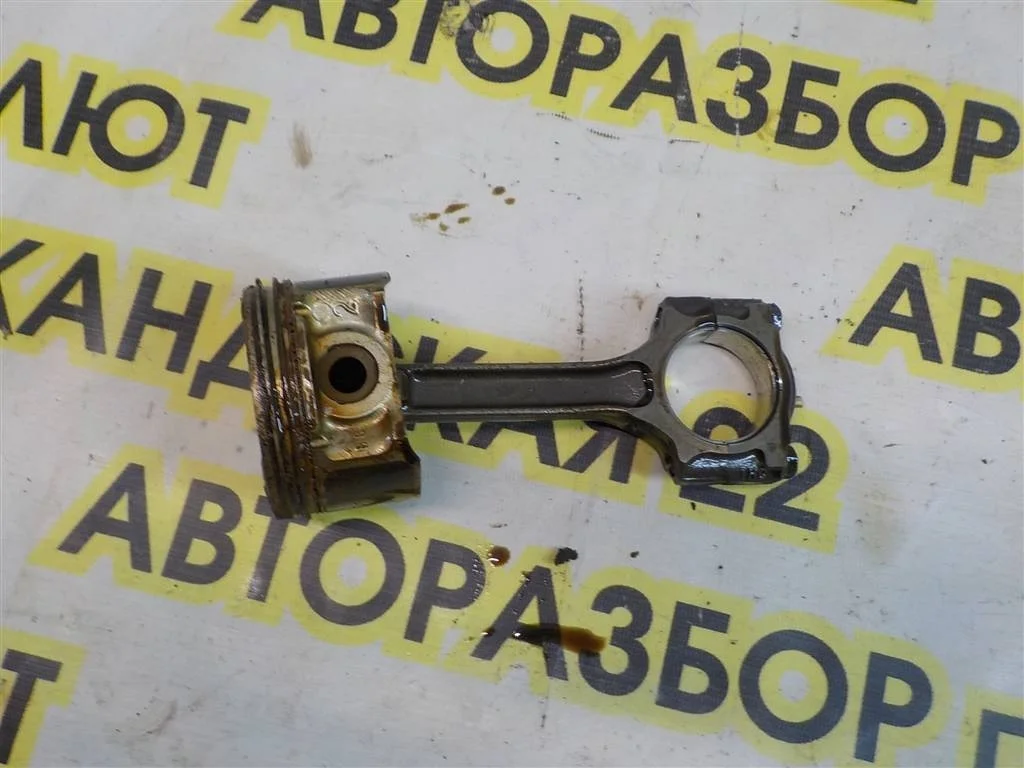 Поршень с шатуном Nissan Qashqai I (2006—2010)