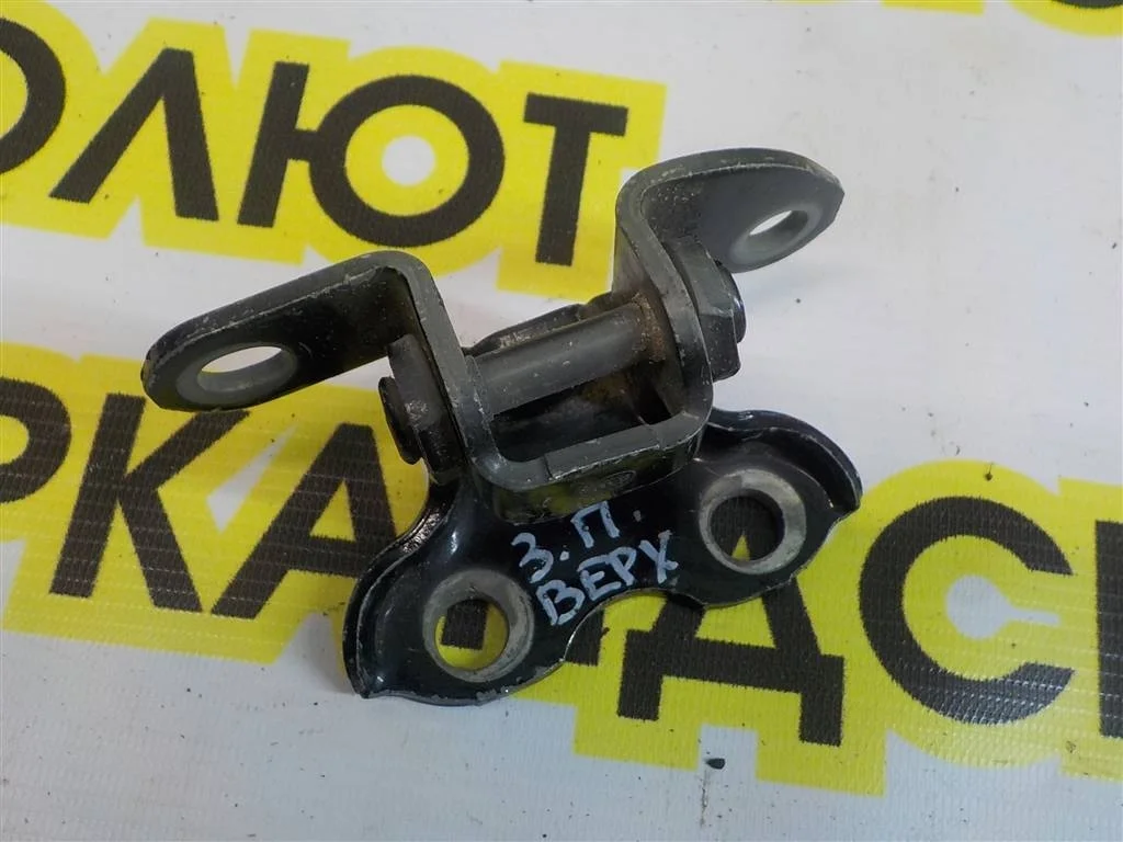 Петля двери задней правой верхняя Toyota Camry XV40 (2006—2009)