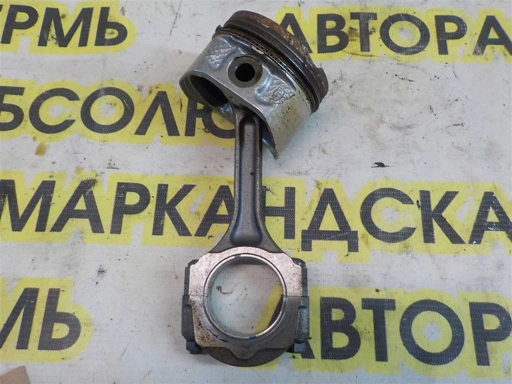 Поршень с шатуном Renault Fluence I (2009—2013)