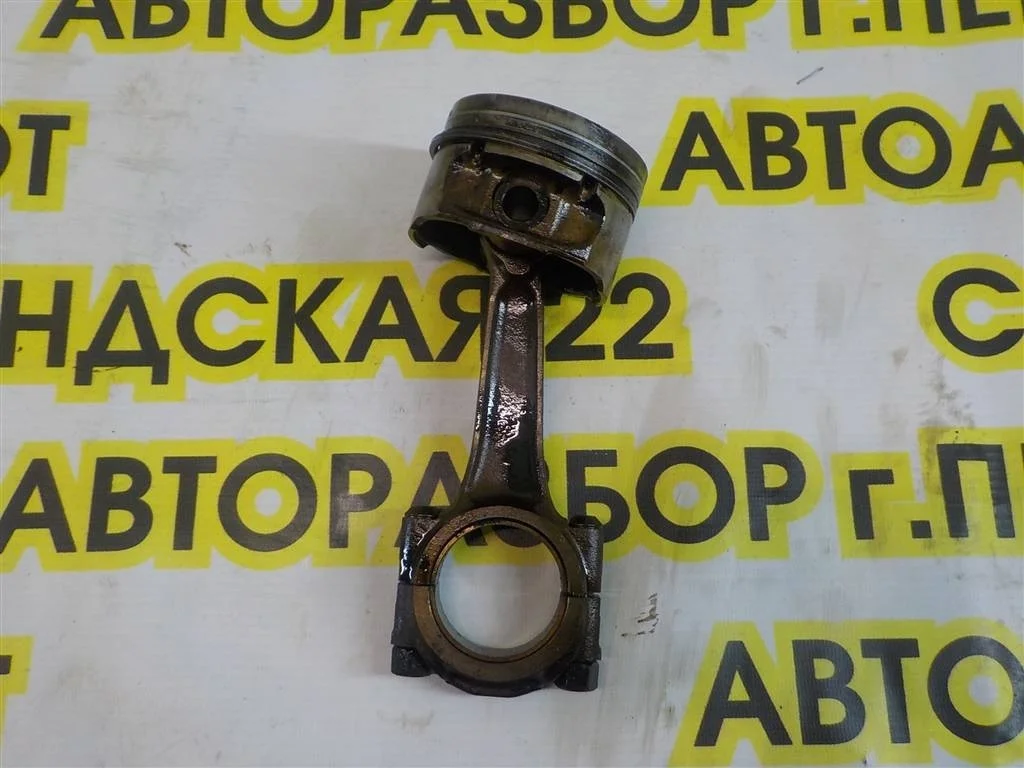 Поршень с шатуном Peugeot 307 3C (2001—2005)