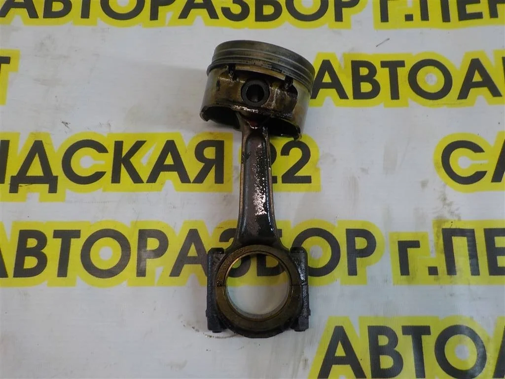 Поршень с шатуном Peugeot 307 3C (2001—2005)