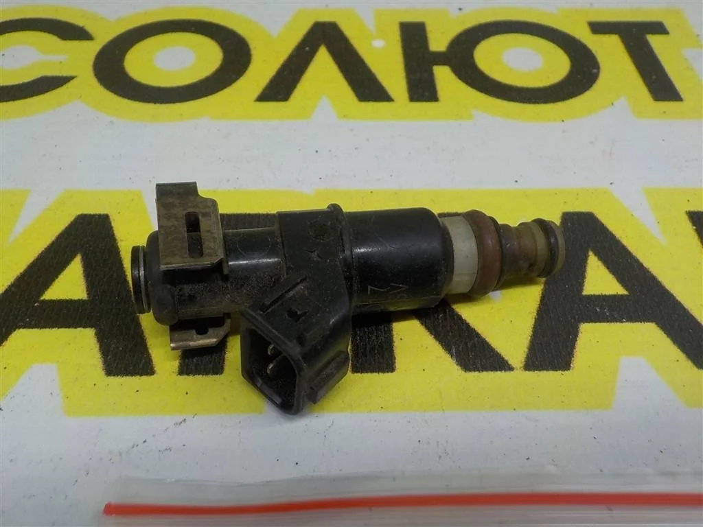 Форсунка инжекторная электрическая Honda CR-V III (2006—2009)