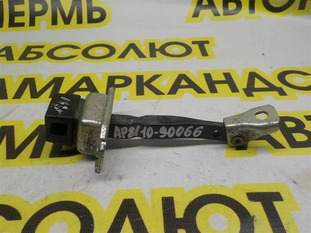 Ограничитель двери Mitsubishi Lancer IX (2000—2007)