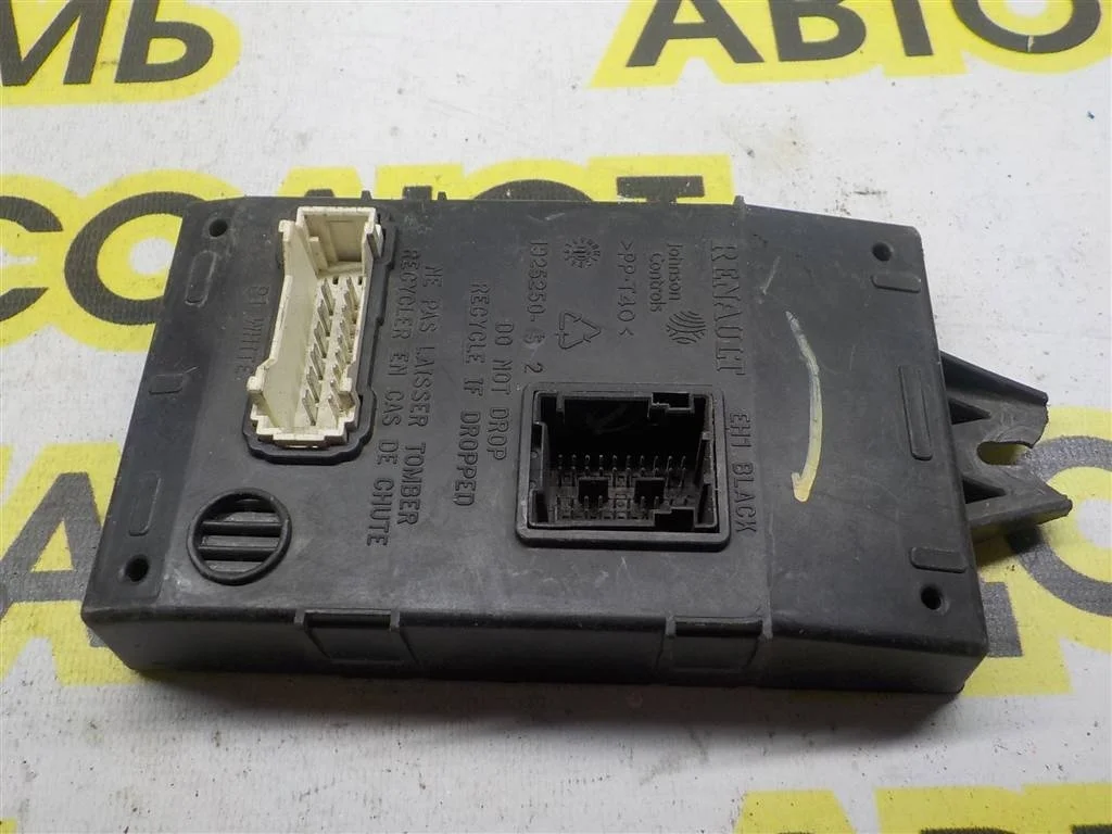 Блок комфорта Renault Logan I (2004—2009)