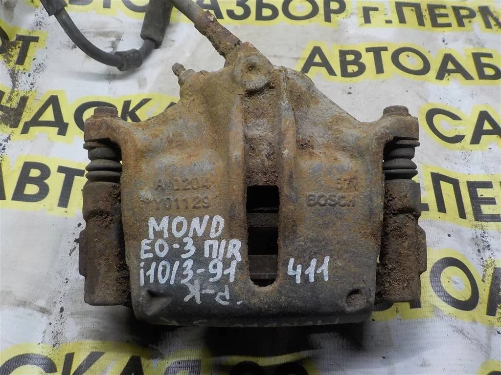 Суппорт передний правый Ford Mondeo III (2000—2003)