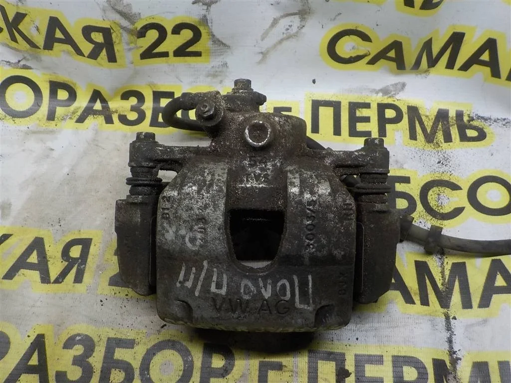 Суппорт передний правый Volkswagen Polo V (2009—2015)