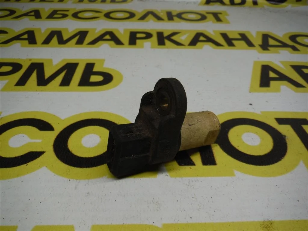 Датчик положения распредвала KIA RIO II (2005—2009)