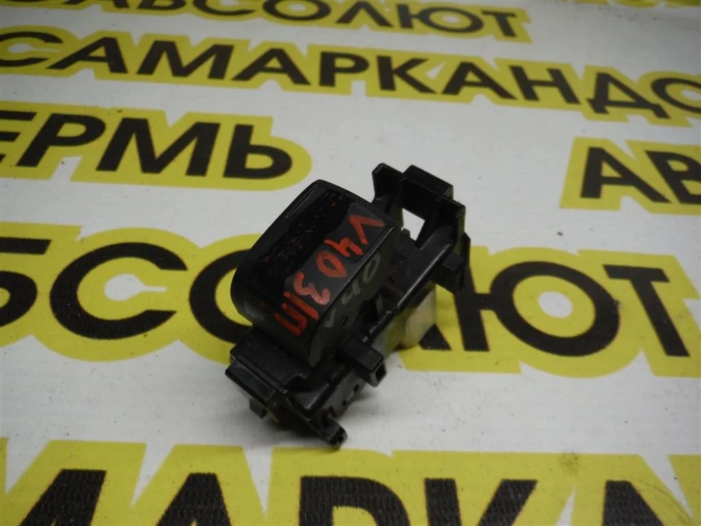 Кнопка стеклоподъемника Toyota Camry XV40 (2006—2009)