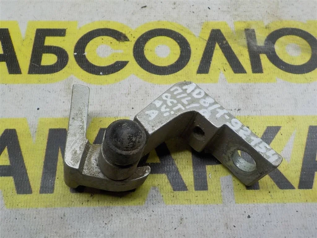 Петля двери Skoda Octavia I рестайлинг (2000—2011)