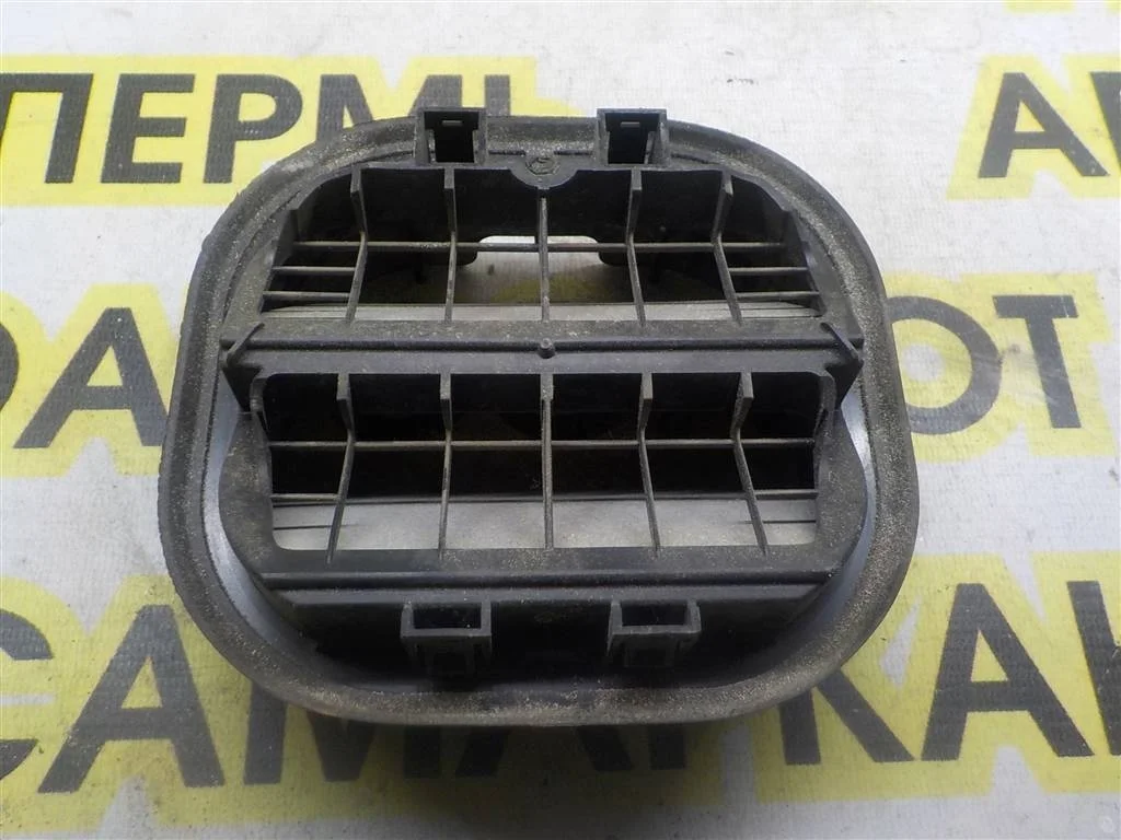 Решетка вентиляционная Chevrolet Cobalt II (2011—2016)