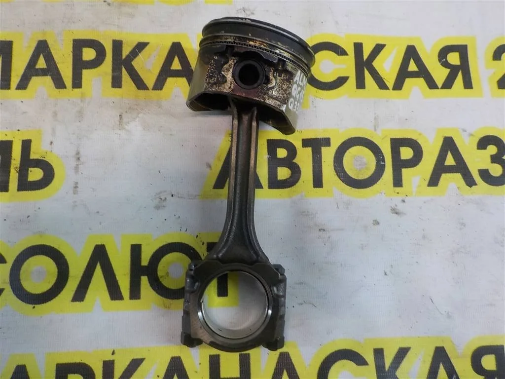 Поршень с шатуном Nissan Almera N16 (2000—2003)