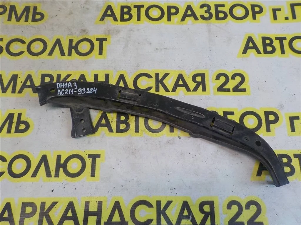 Кронштейн фар правый Honda Jazz GD (2001—2005)