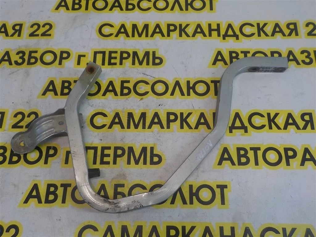 Петля крышки багажника Renault Logan I (2004—2009)