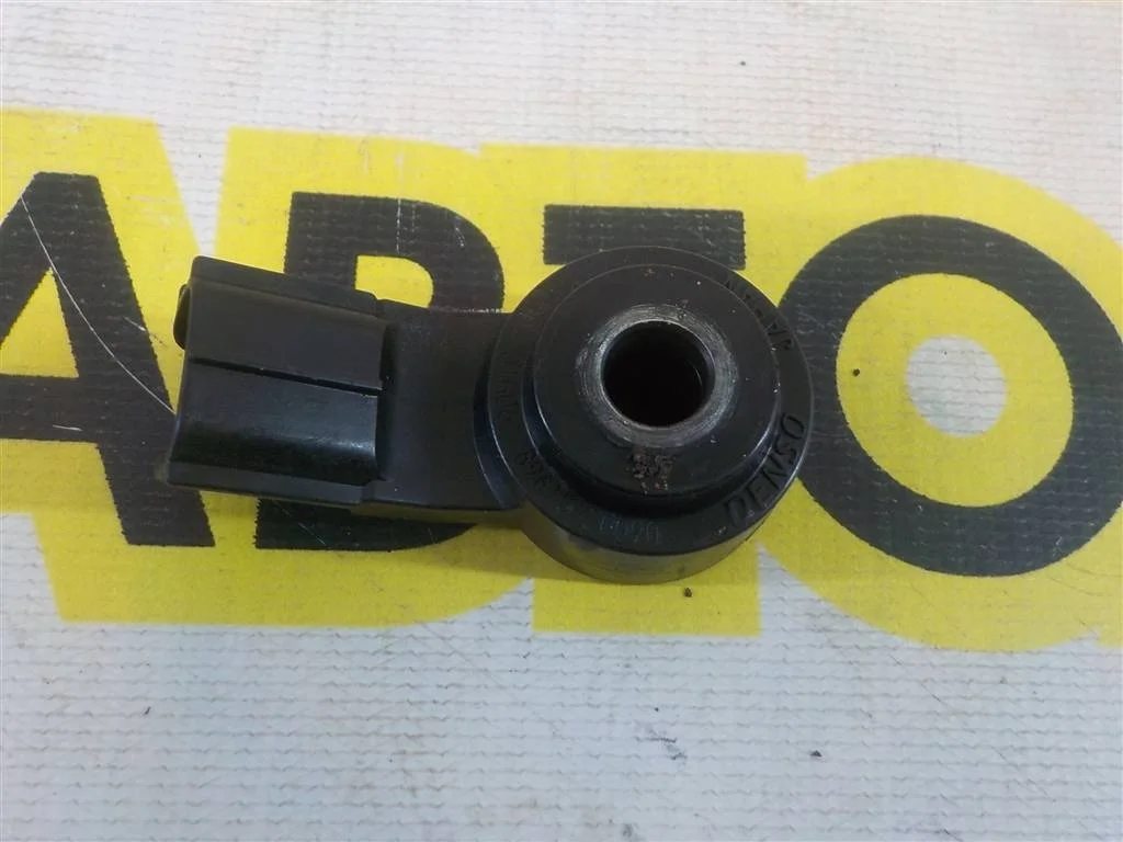 Датчик детонации Toyota Avensis T250 (2003—2006)