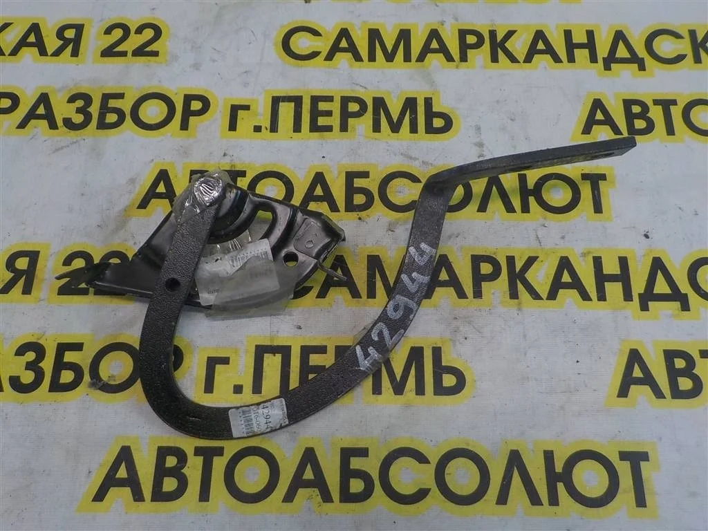 Петля крышки багажника Daewoo Nexia I рестайлинг (2008—2016)