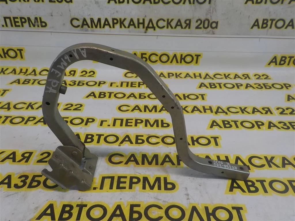 Петля крышки багажника Nissan Almera N16 (2000—2003)