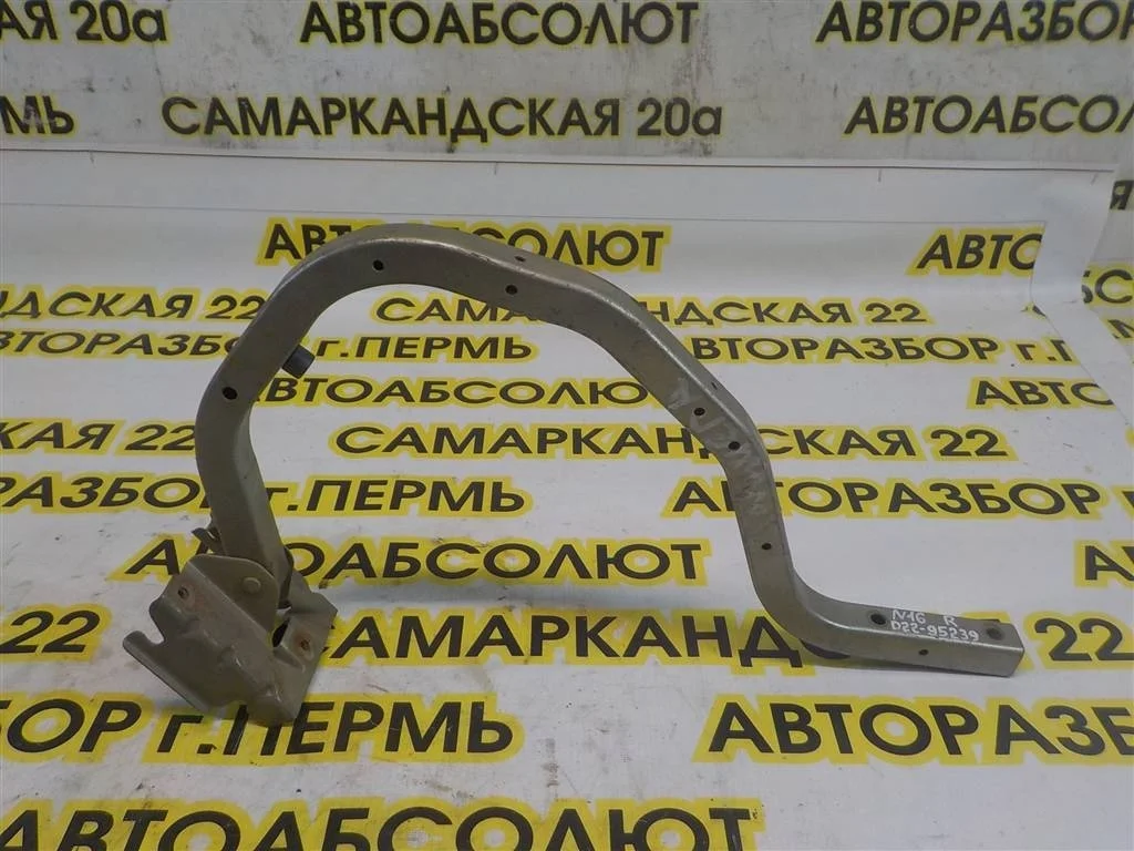 Петля крышки багажника Nissan Almera N16 (2000—2003)