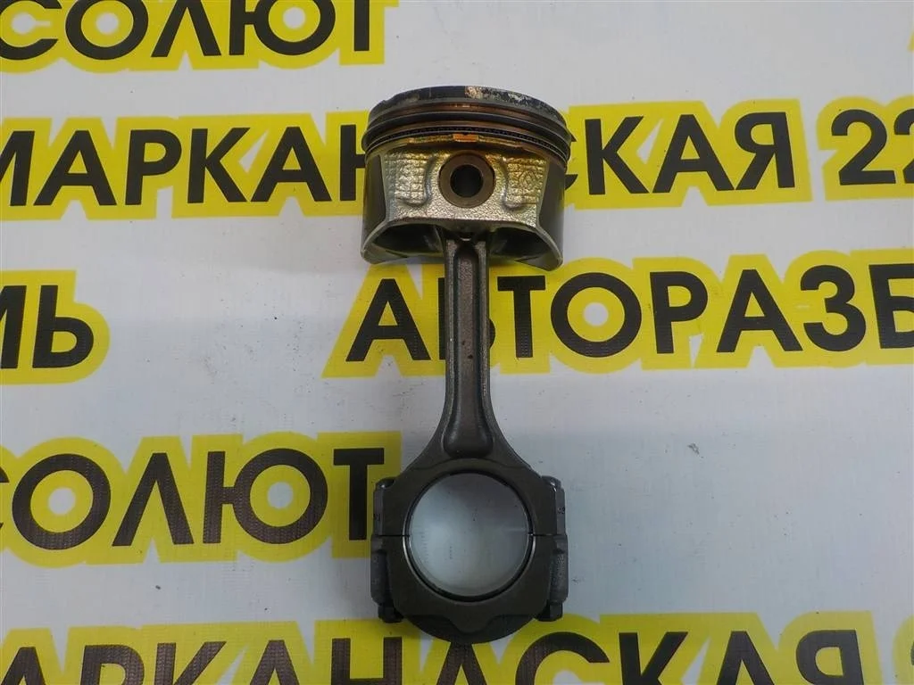 Поршень с шатуном Renault Logan I (2004—2009)