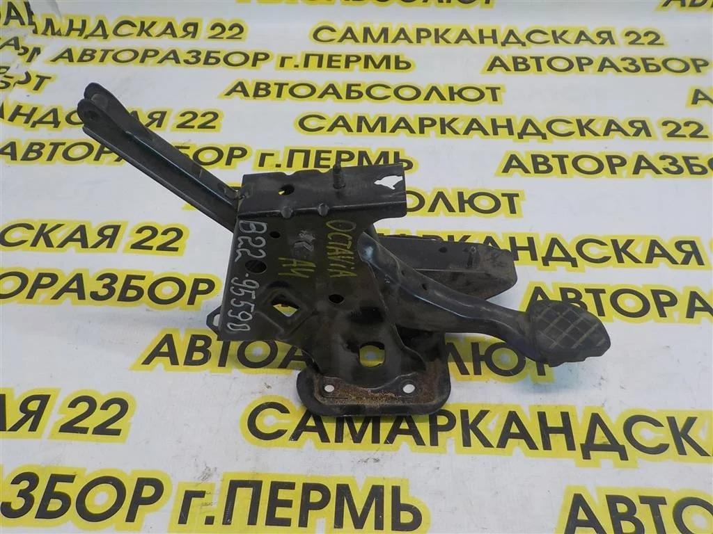 Педаль тормоза Skoda Octavia I рестайлинг (2000—2011)
