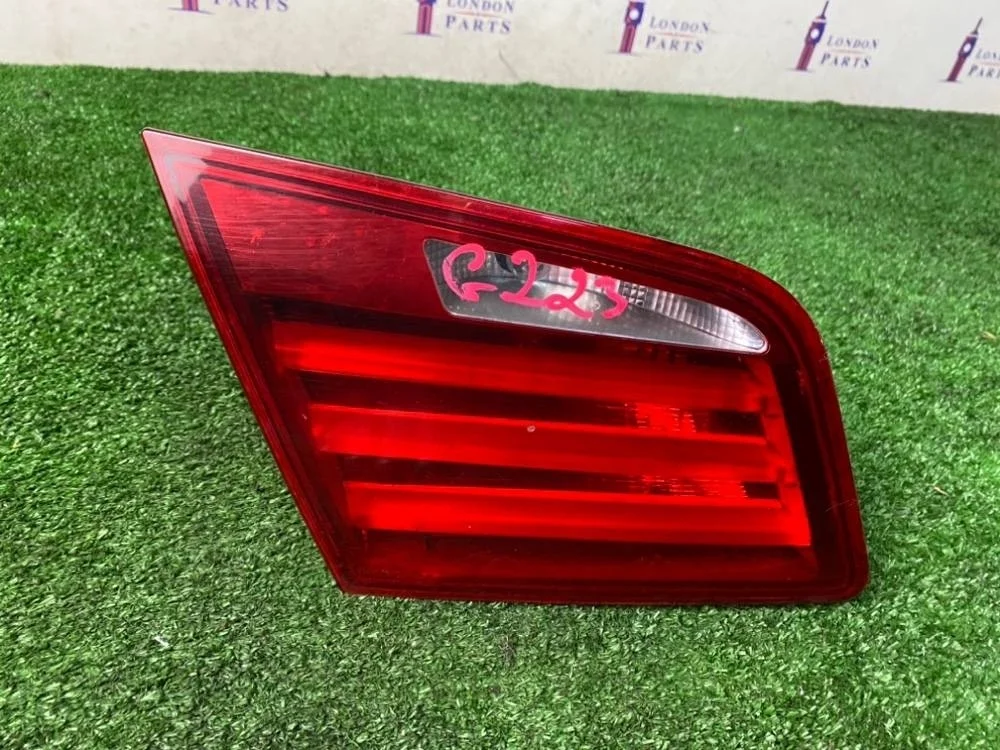 Фонарь в крышку багажника BMW F10