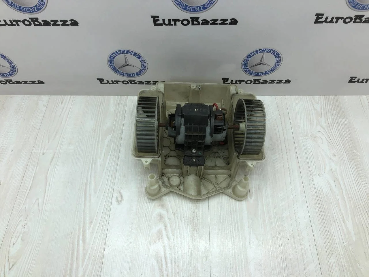 Моторчик печки Mercedes W221