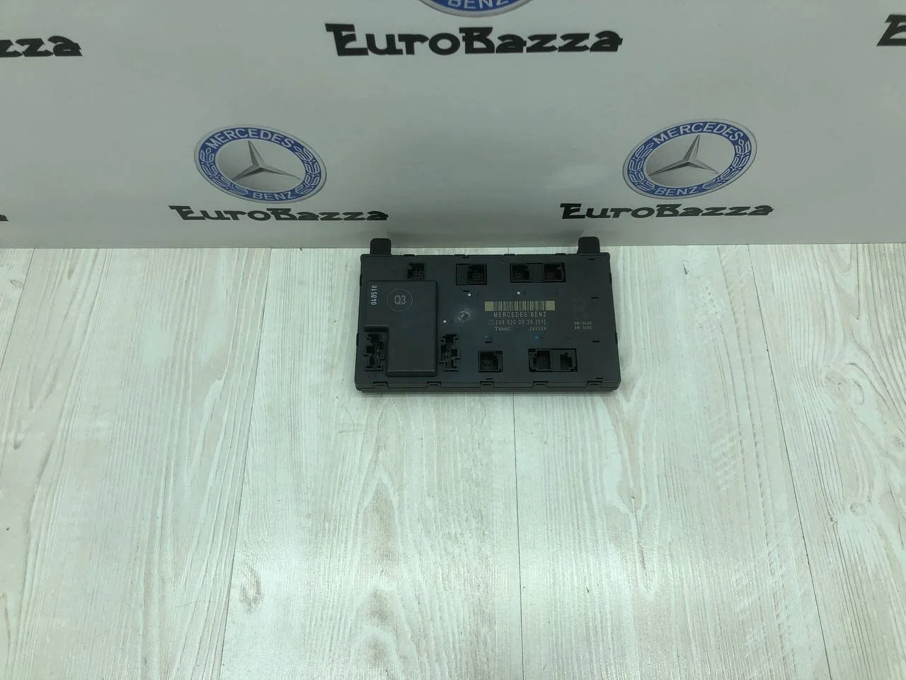 Блок управления правой двери Mercedes W209