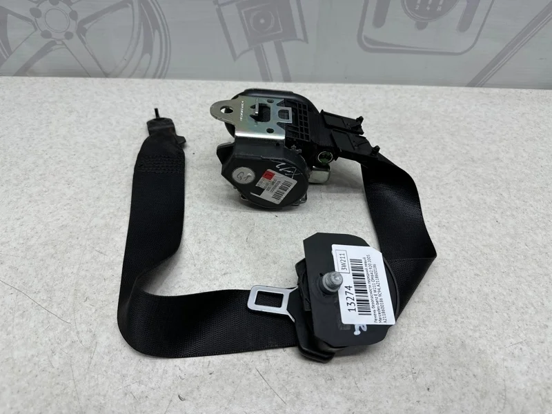 Ремень безопасности передний левый Mercedes-benz 2005 W211