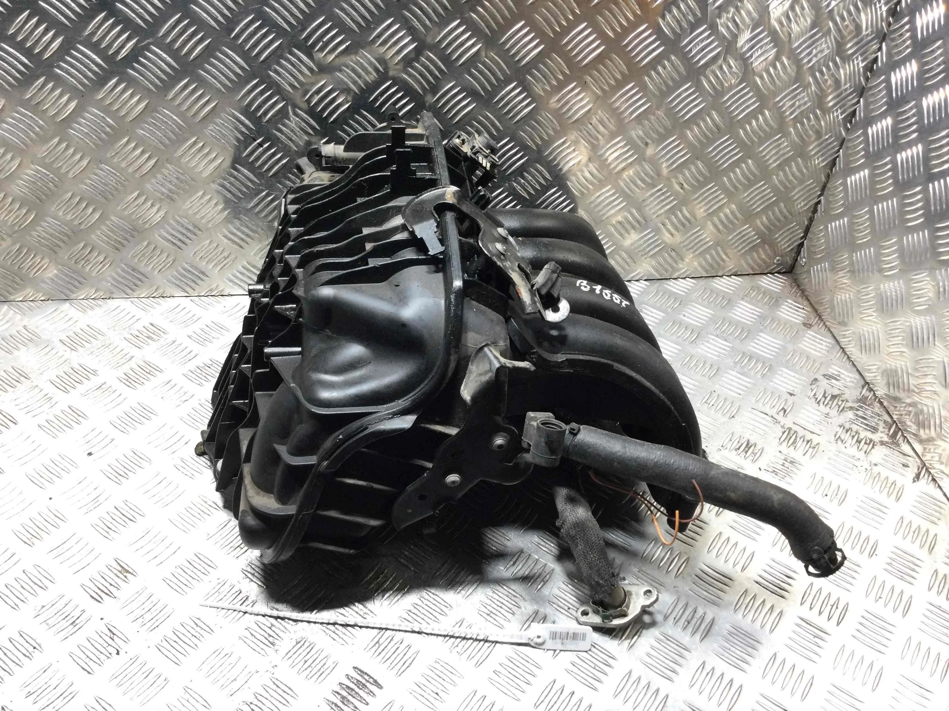 Коллектор впускной BMW 3-Series 3-Series E90/E91/E92/E93 2005 - 2010 бензин 2.0  Механика Седан